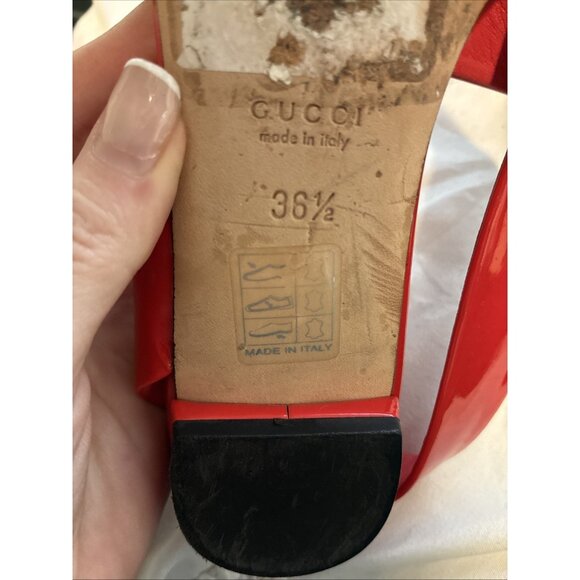 Gucci Authentic Solid Coral Pink Patent Leather Flat T Strap Sandals 6.5 - Picture 8 of 9